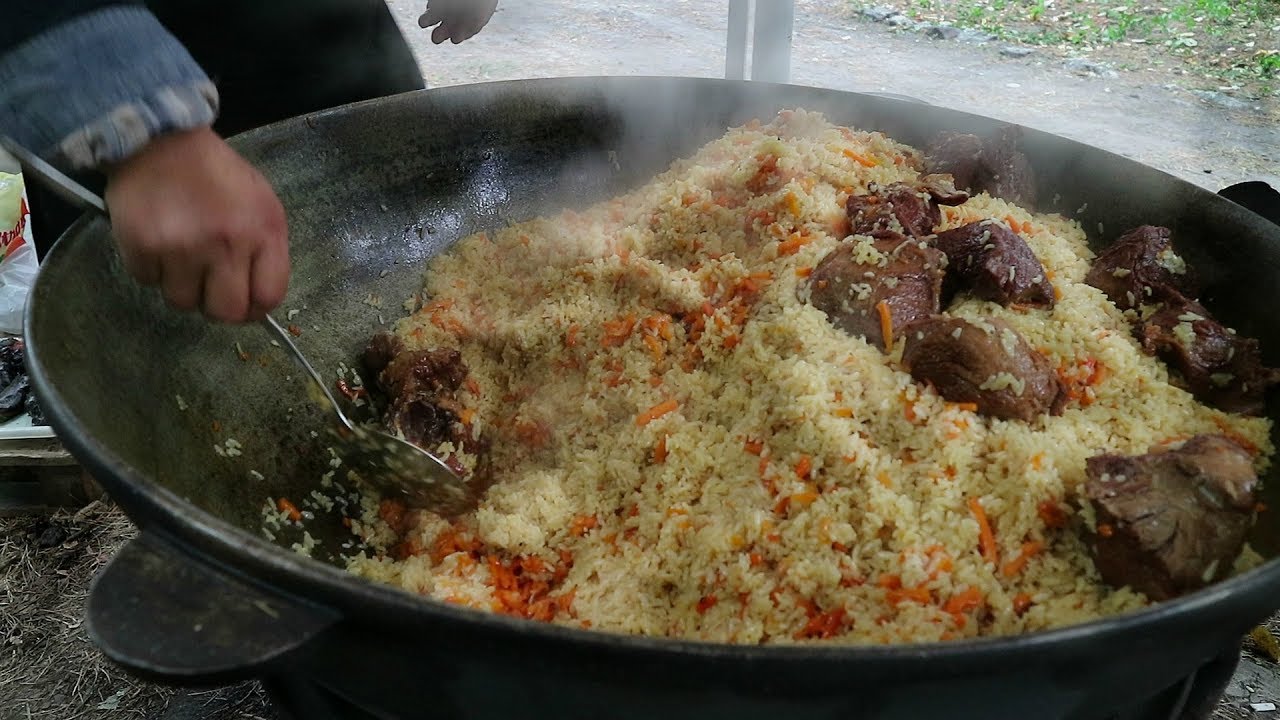 Ko Lietuviai deda į plovą, kad jis būtų kreminis, skanus ir aromatingas. Skirtumą lemiantis ingredientas