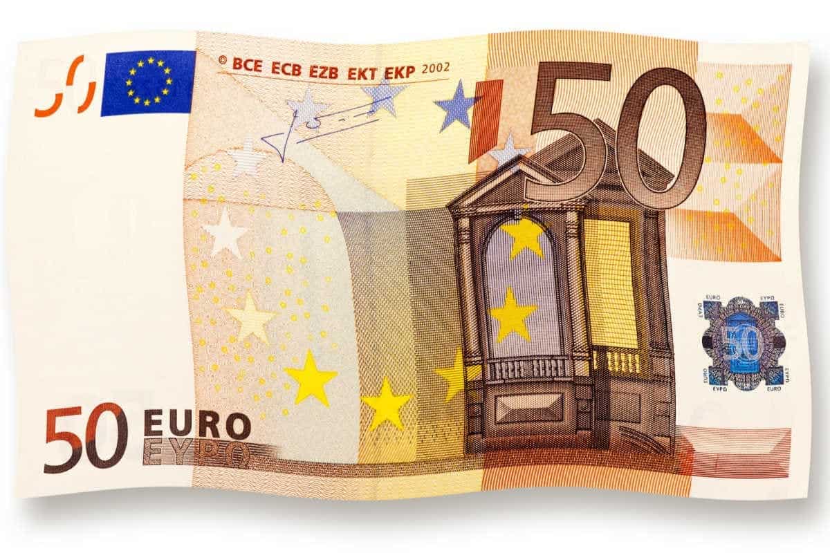 50 eurų banknotus