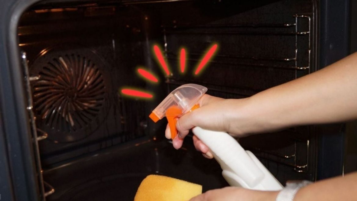 Cómo eliminar el cochambre del horno eléctrico con solo 3 ingredientes de cocina