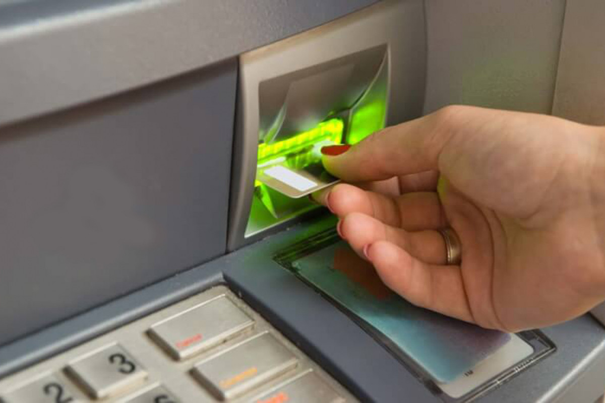 Skaičių deriniai, kurių niekada negalima naudoti kaip banko kortelės PIN kodo – sukčiai juos žino mintinai