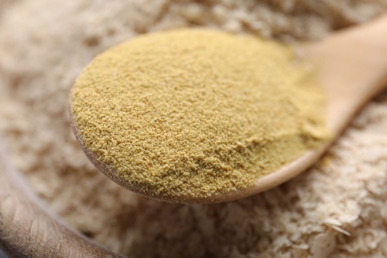 Pasirūpinkite, kad bugenvilijos šį pavasarį pražystų, naudodami šias 4 ingredientų namines trąšas.