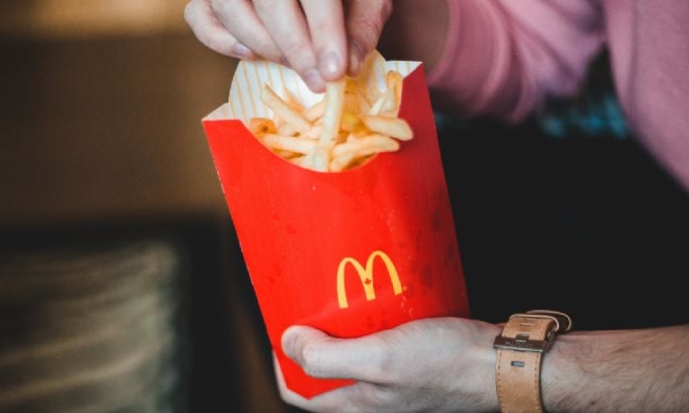 Ar norite dirbti "Mc Donalds"? Tai yra daugiau nei 300 tūkstančių naujų darbo vietų Jungtinėse Valstijose