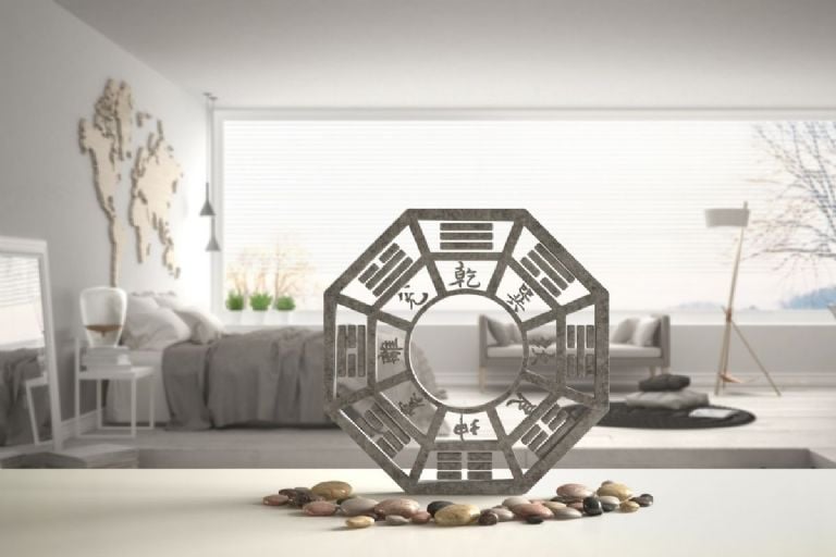 Feng shui: koks yra objektas, kurį turėtumėte pašalinti iš savo miegamojo interjero, kad pritrauktumėte gerą energiją ir gausą