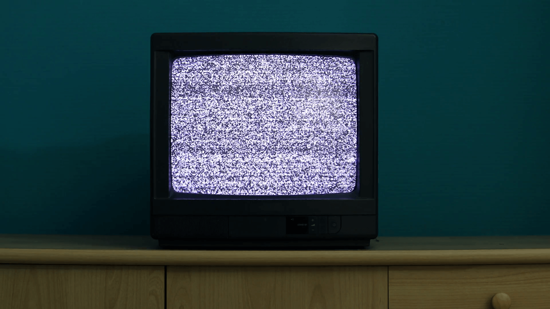 Šis TV režimas „ryja“ elektrą net išjungtas – kaina gali nustebinti, nors skamba nekaltai
