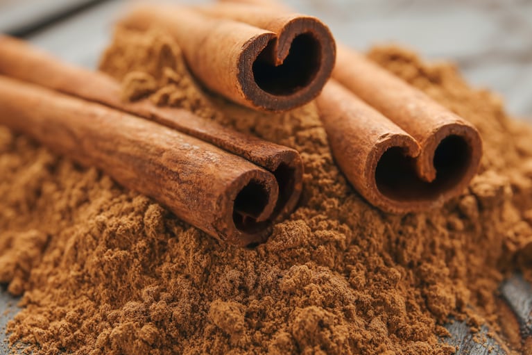 Quienes nacen en este mes se identifican con la canela. (Foto: Adobe Stock).