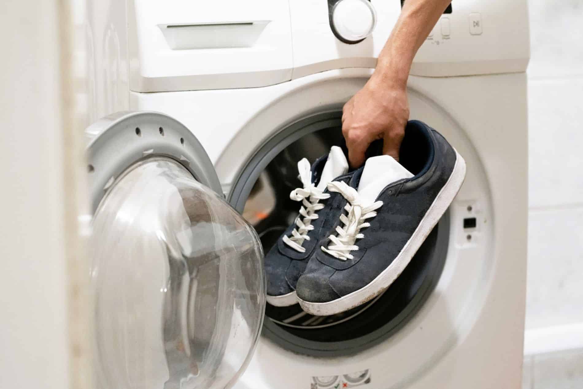 Skalbimo mašinos sportbačiai