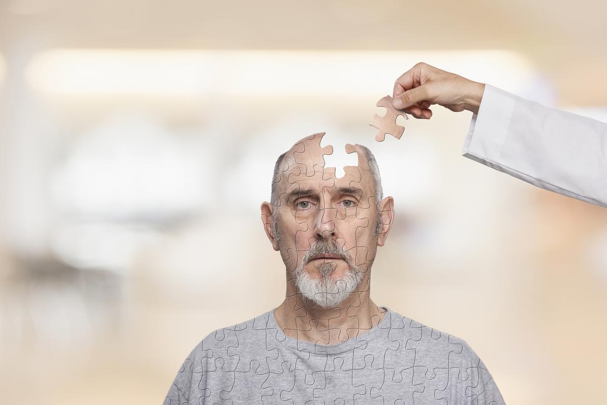 Alzheimerio liga prasideda gerokai anksčiau nei jos simptomai. Mes atradome vieną iš ankstyviausių jos mechanizmų