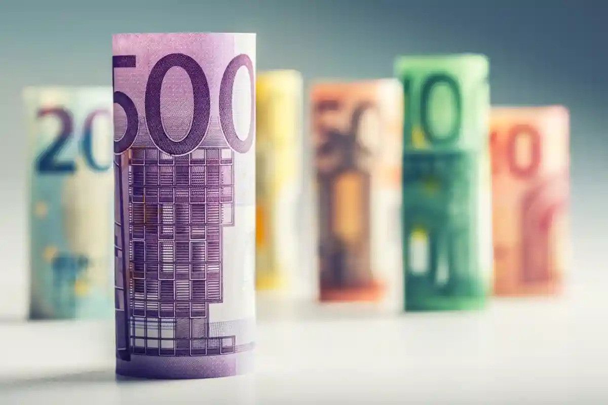 Lietuva ruošiasi dideliems euro grynųjų pinigų pokyčiams: ką reikia žinoti