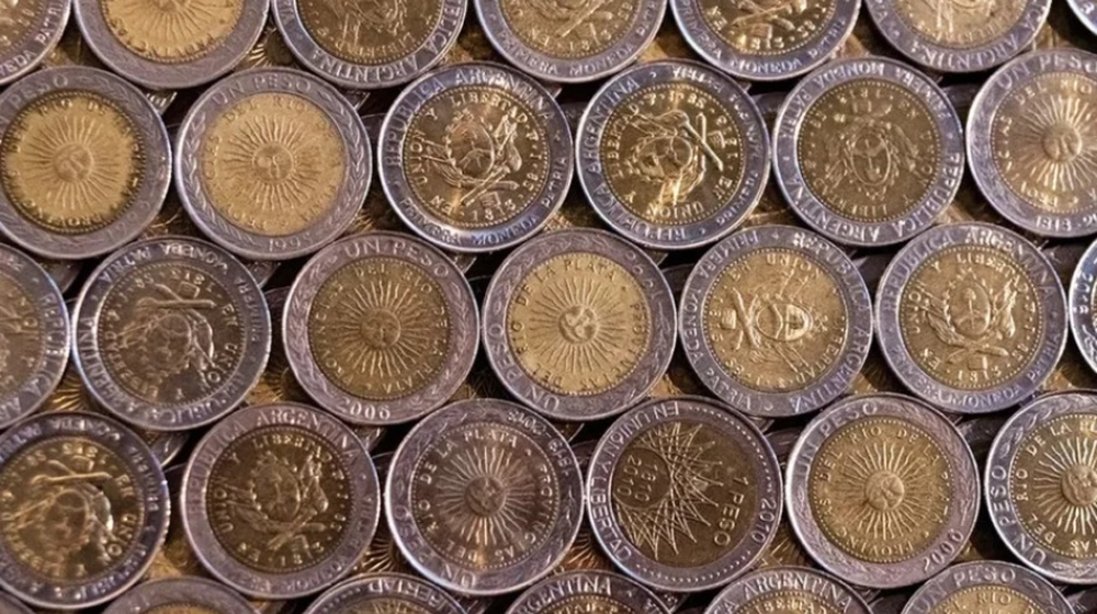 Jei turite 1 peso monetą, neišmeskite jų, namuose turite tikrą lobį: kodėl ir kaip juo pasinaudoti
