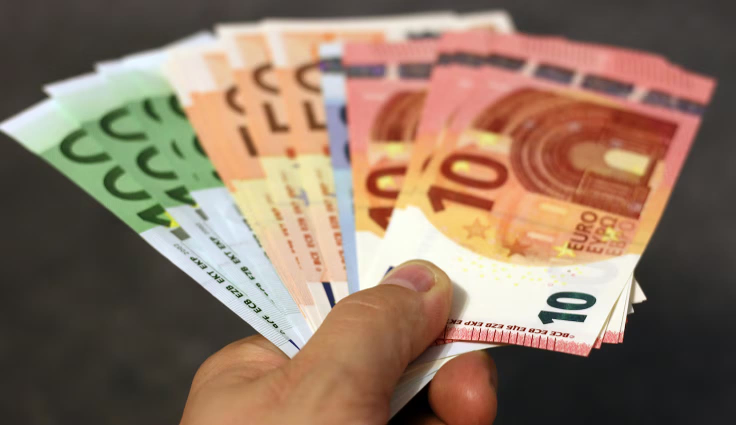 "Mano 2 eurų moneta verta 10 000 eurų": programėlė, atskleidžianti tikrąją jūsų kišenėse esančių monetų vertę